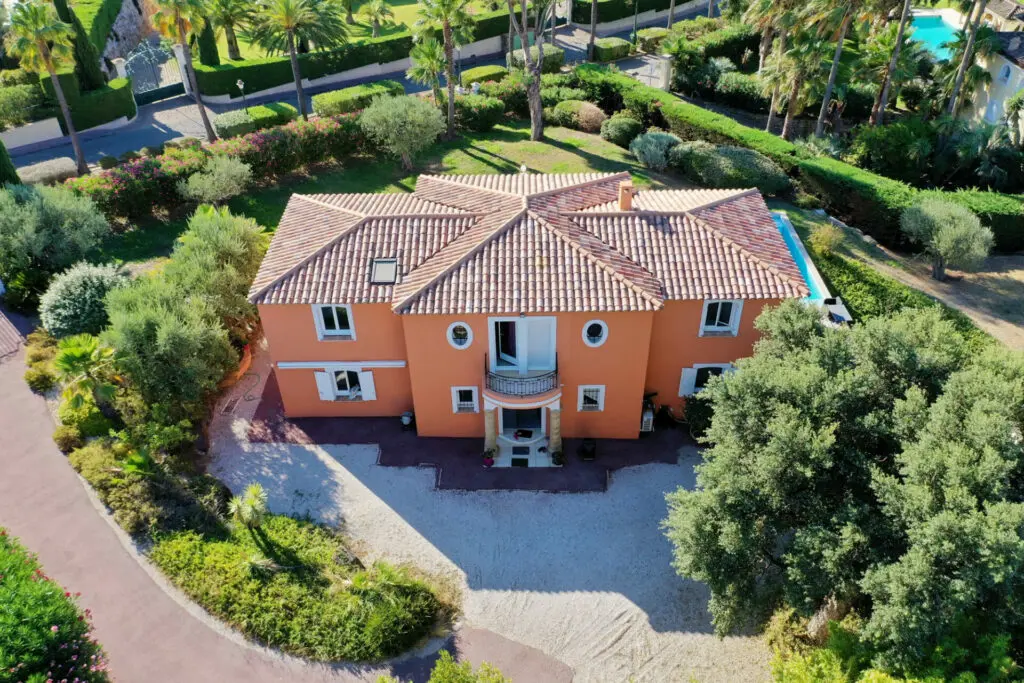 Panorama maison vue drone